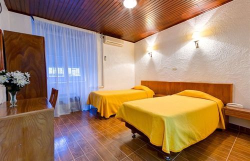Pensao Monumental Guest house